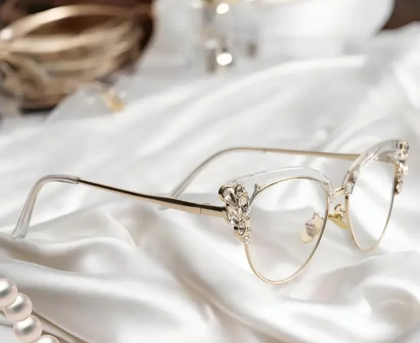 Full Rim Cat Eye Frame